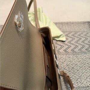 New w/o tags Burberry Hampshire Crossbody